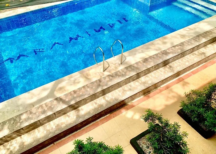 The Henry Resort Taramindu Laiya